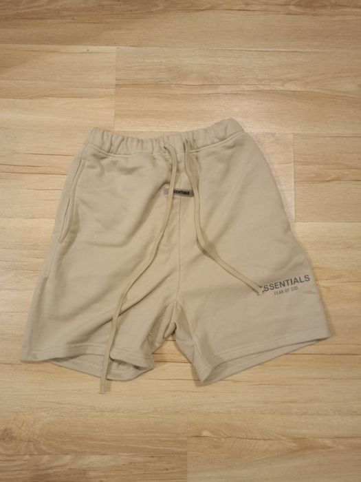 Spodenki essentials M