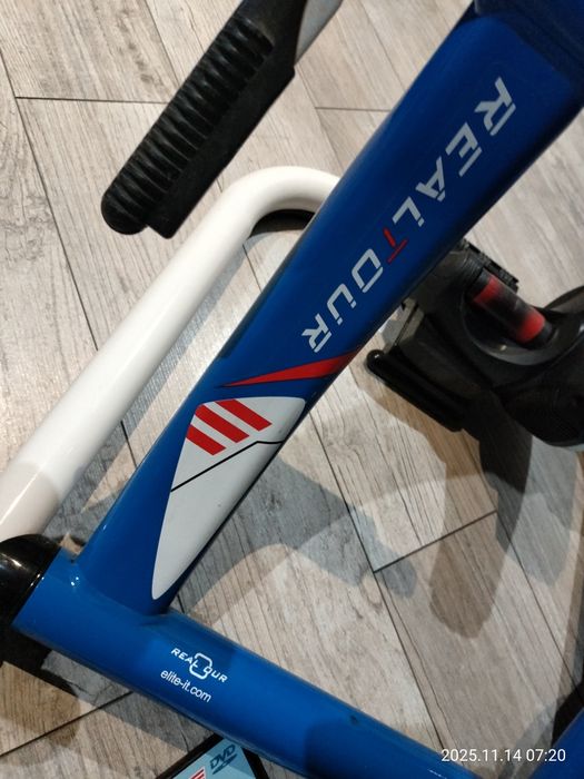 Trenażer interaktywny elite real tour