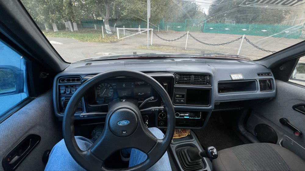 Продам Ford Siera