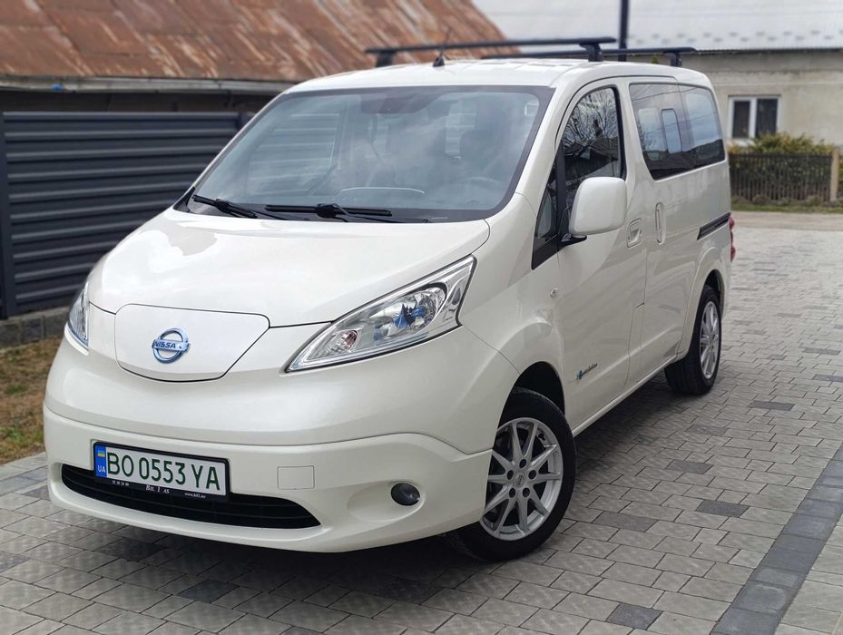 Nissan e nv 200 evalia Ніссан  е