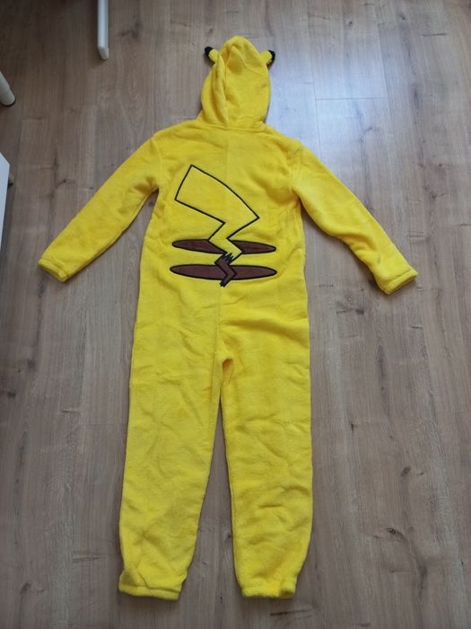 Przebranie kombinezon pikachu pokemon h&m 122/128