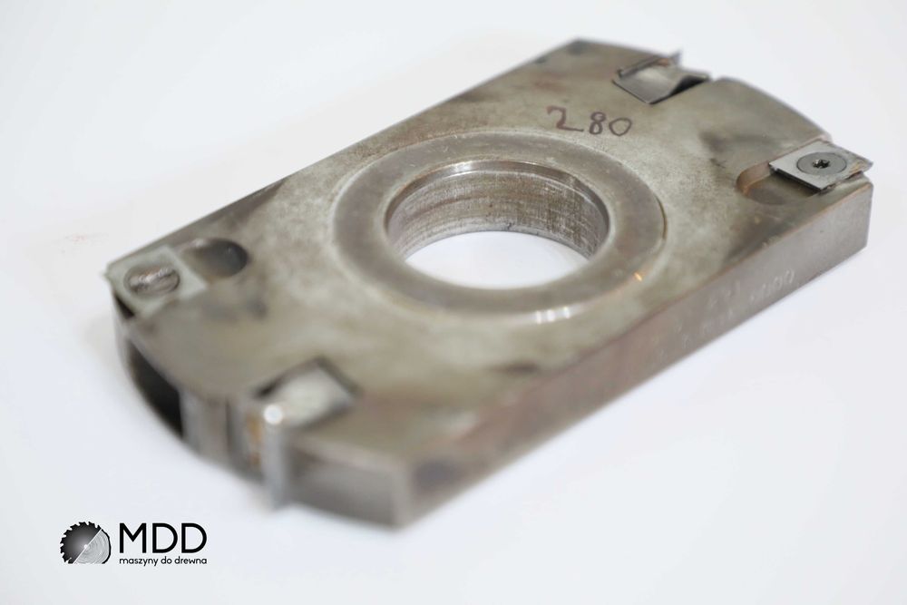 A280. Podcinak WEINIG 140x16x40