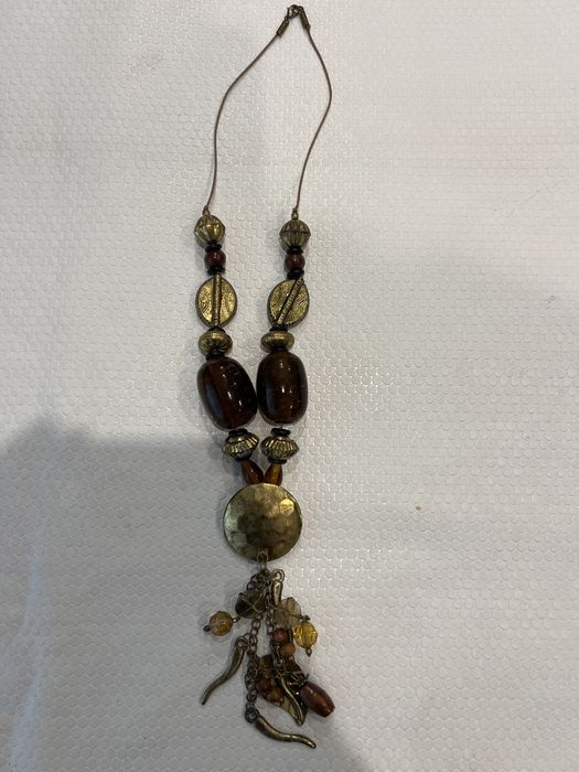 Pulseiras e colares (artesanato brasileiro