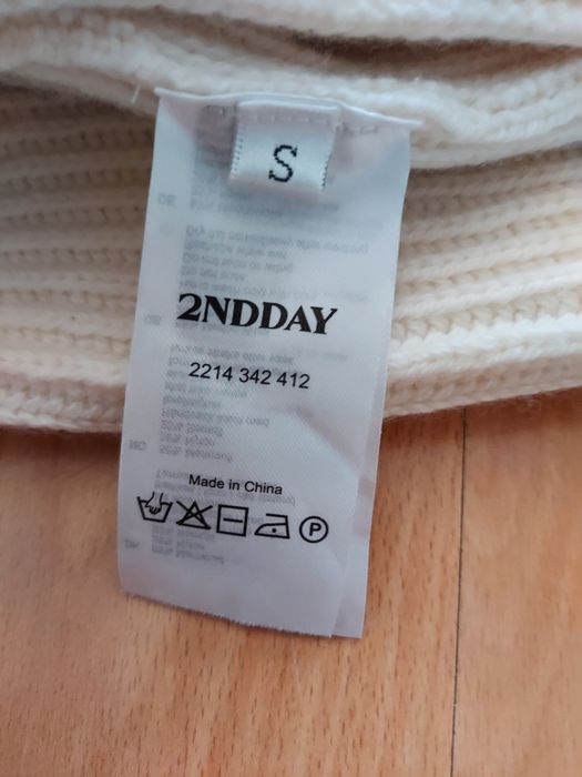 Bezrękawnik 2NDDAY 55%wełny merino