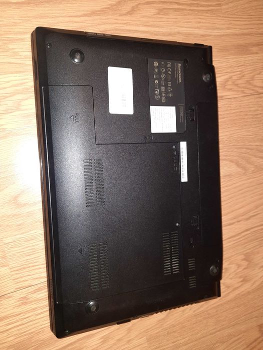 Laptop Lenovo B580