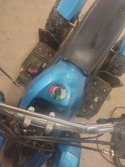 Quad elektryczny