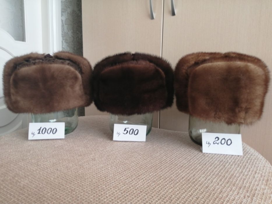 шапки норковые и кожаные кепки