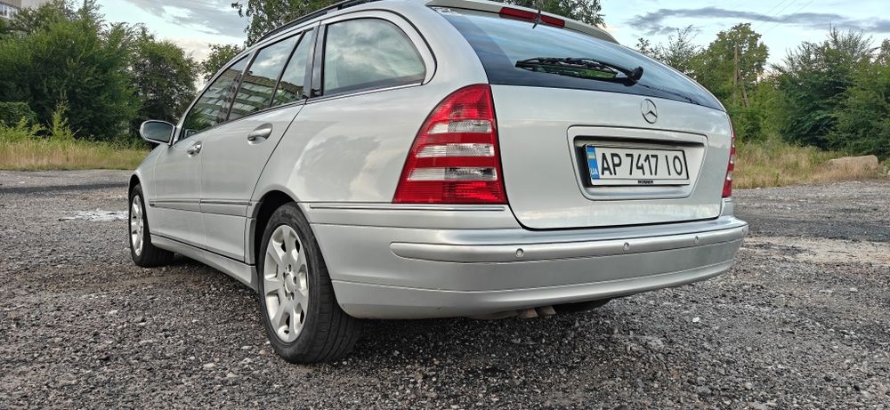 Mercedes-Benz C280