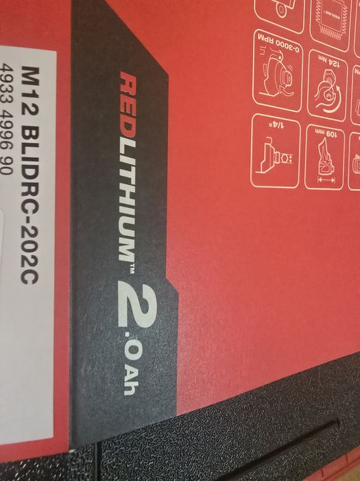 Aparafusadora Impacto Parafusadeira  12V Milwaukee M12 BLIDRC-202C