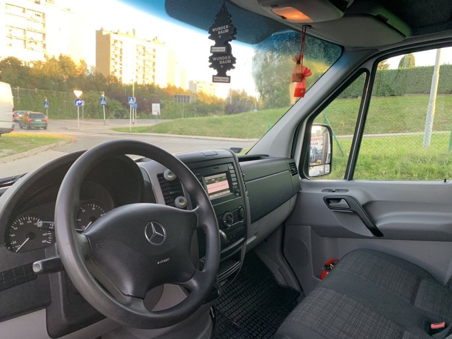 Wynajem BUS 200zl dostawczy WYPOZYCZALNIA busow Rzeszow