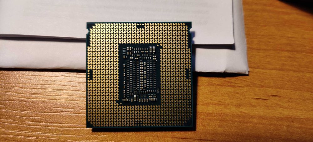 Intel Core i5-9400F LGA1151 + chłodzenie Spartan Pro HE924