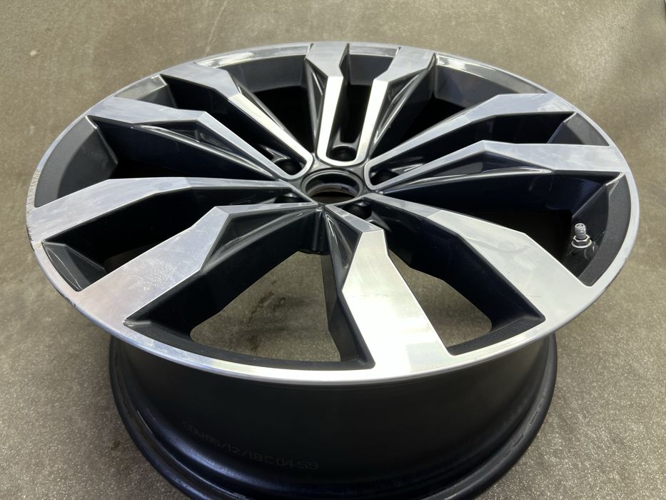 Диск 1шт R20 5 112 et38 J8.5 Оригінал VW Tiguan R-line тігуан suzuka