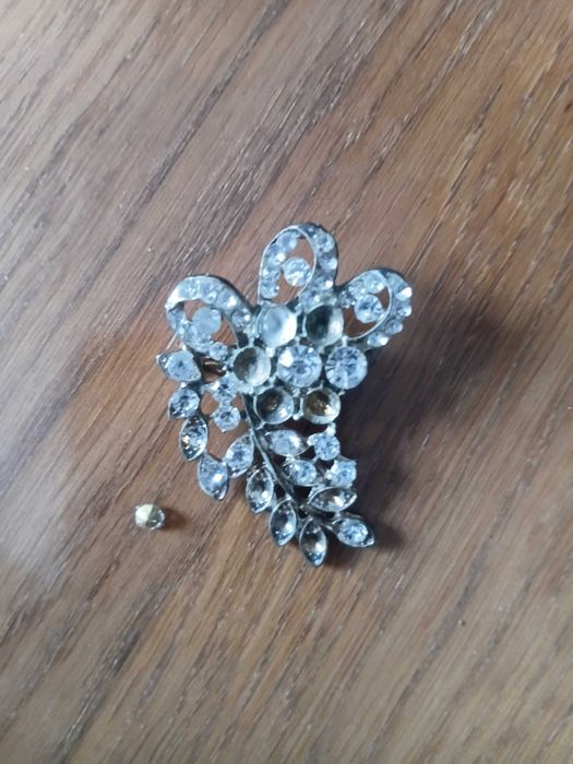 Брошка Ретро Брошка Краса Ціна з комісією ОЛХ