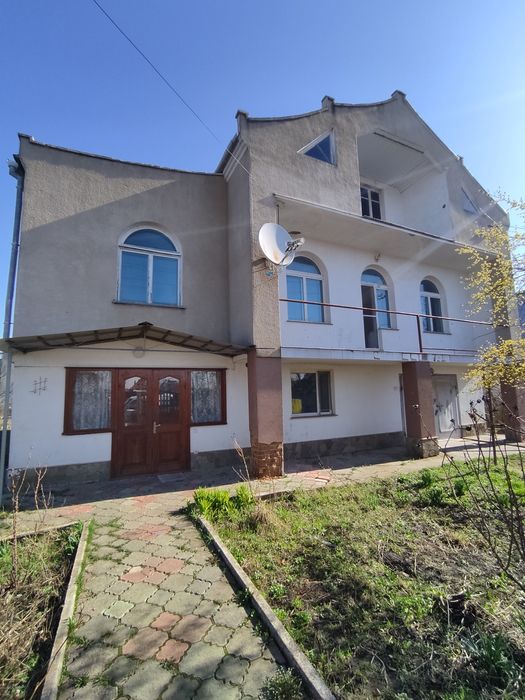 Сдаётся в аренду Шикарный и просторный дом в два этажа, огород беседк