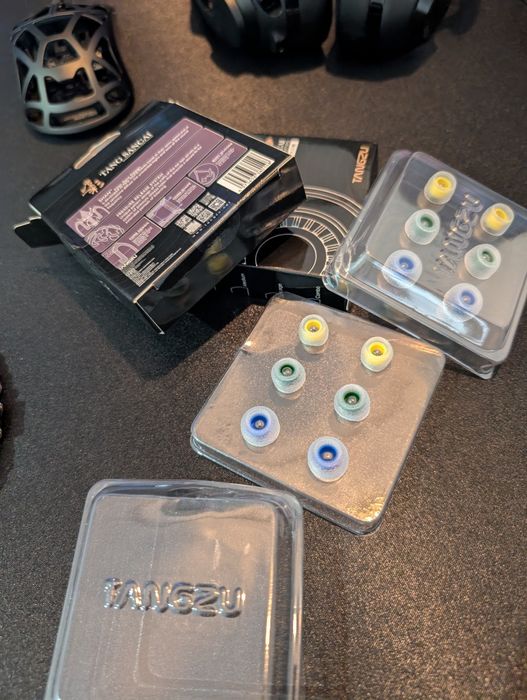 CKLVX D62 | 2DD + 6BA | детальний, чистий та швидкий звук.