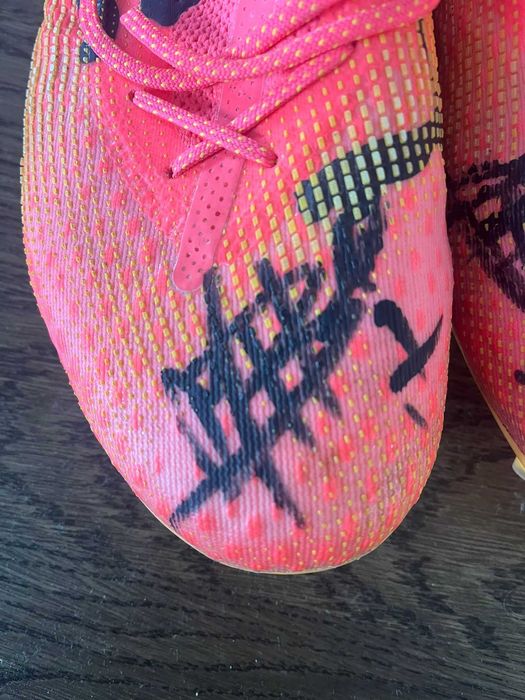 Chuteiras match worn Mama Baldé – golo vs Egipto (Qualificação Mundial 2026) autografadas