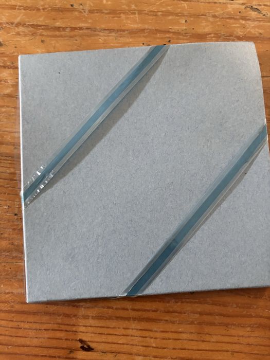 2 pequenos lenços ou guardanapos rendas Brugge