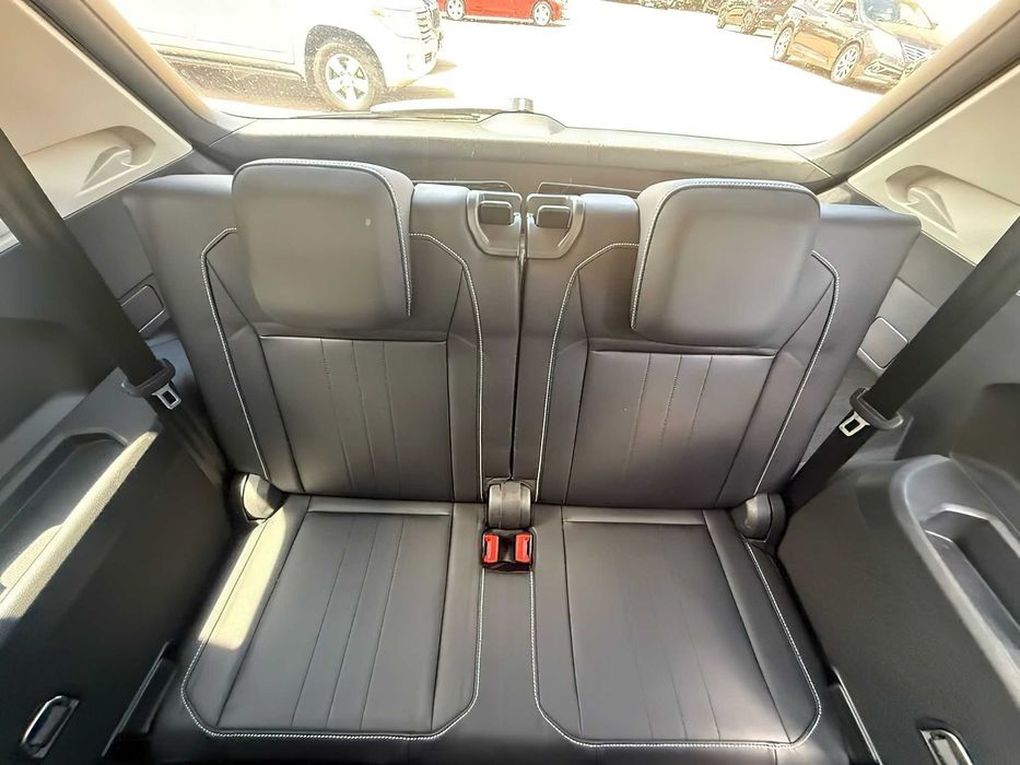 Volkswagen Tiguan SE      2023