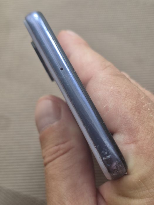Samsung Galaxy A32 разбитый