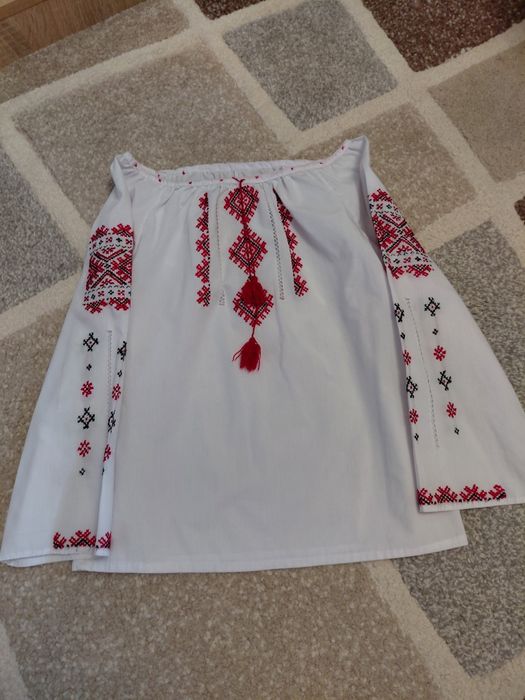 Вишиванка для дівчинки