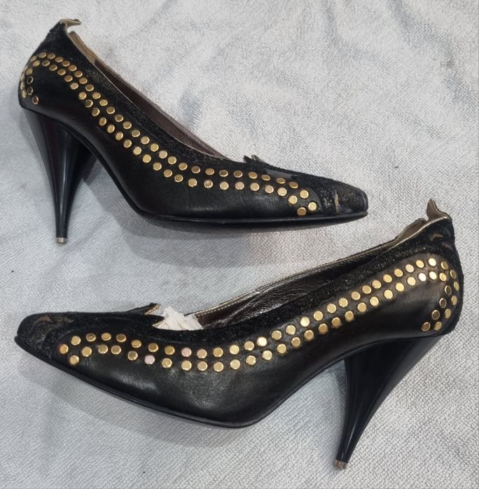 Lote de Sapatos Mulher N° 34 valor cada variado ver todas fotos