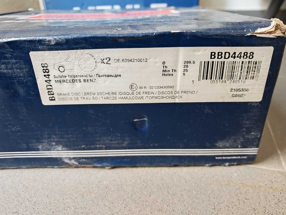 BORG & BECK Disco de travão ventilado + Pastilhas de travão