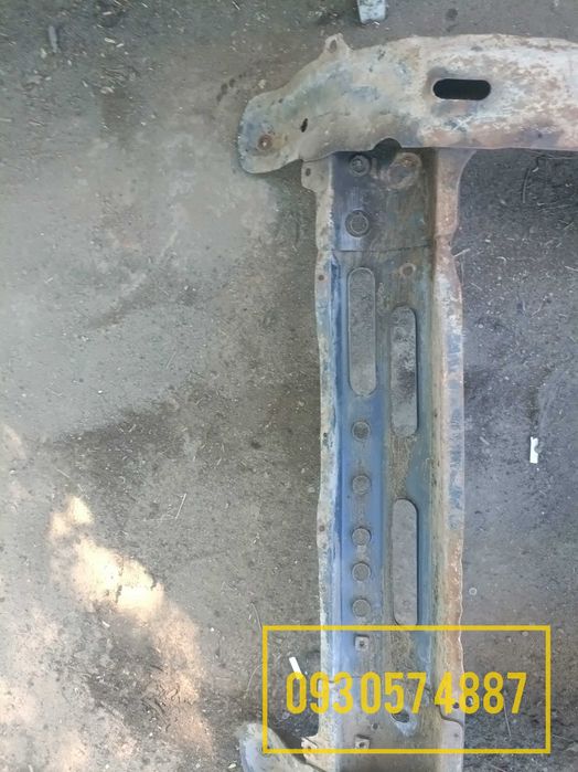 Підрамник передній Рено 9, 11 передня балка Renault 9 11 19