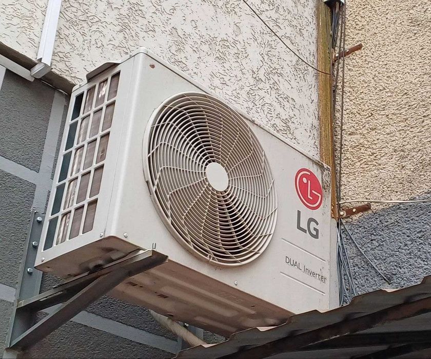 Інверторний кондиціонер LG P18EP1 Mega Plus