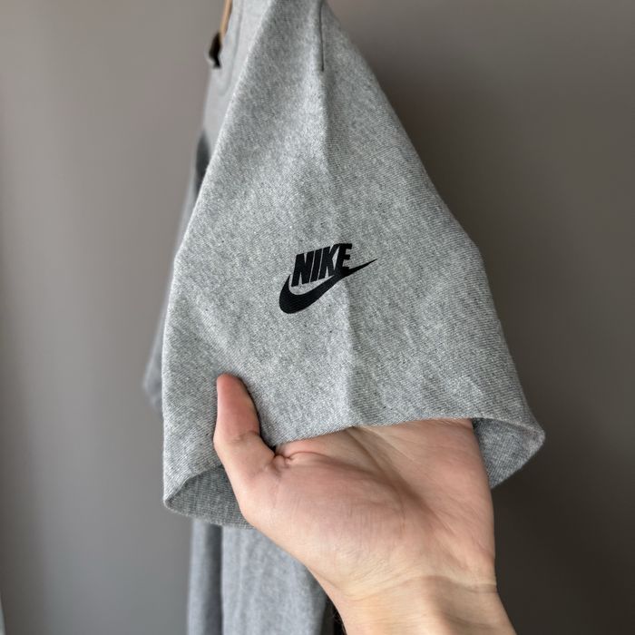 Футболка Nike Tech Fleece