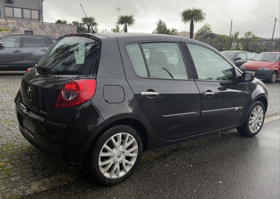 Renult Clio 1.5 DCI 75 CV Ano 2007 ( Selo Barato )