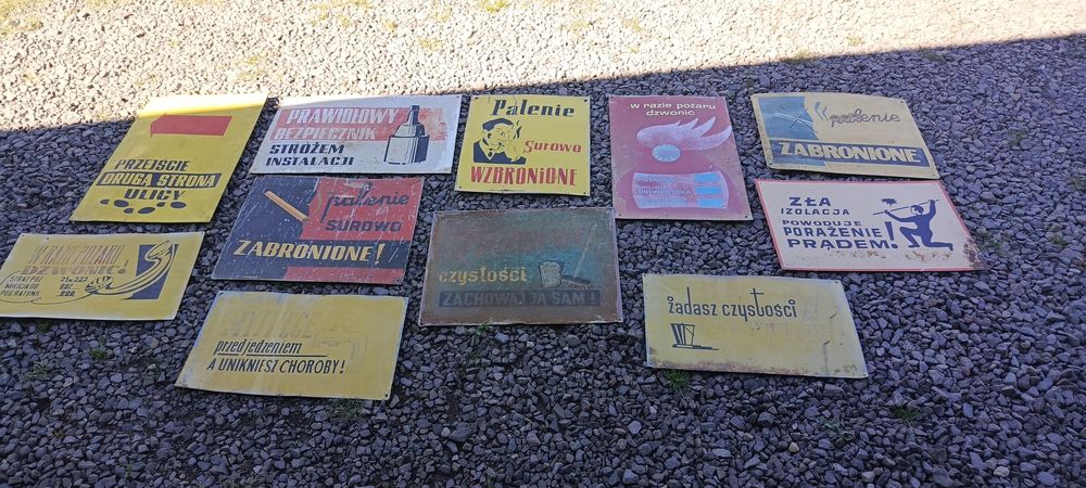 Stare metalowe tablice PRL