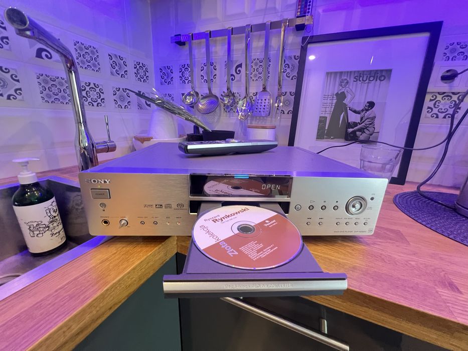 Sony Super Audio CD DVD  NS900
