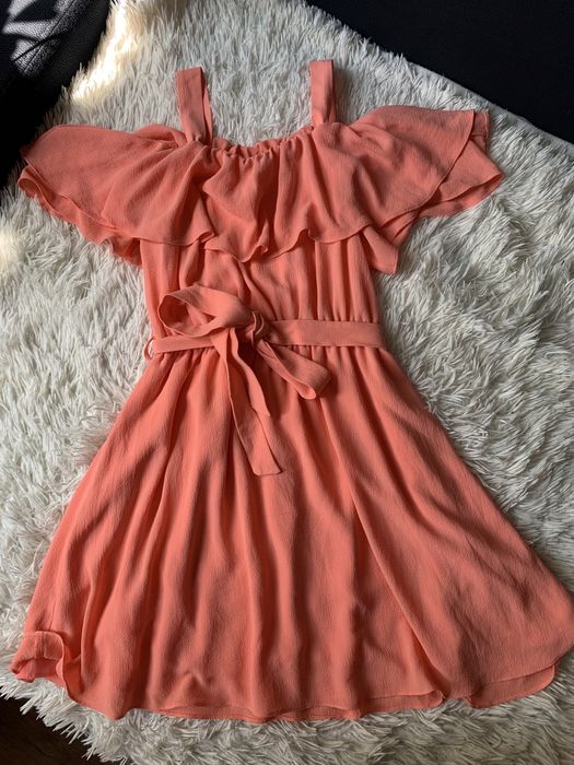 Nowa sukienka Miss Serfligde