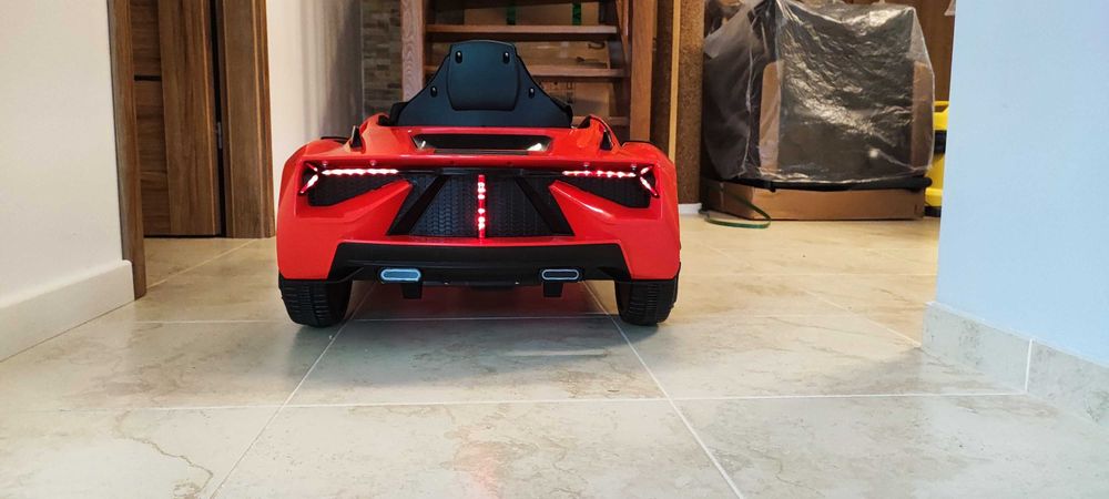 Samochód elektryczny dla dzieci LAMBORGHINI