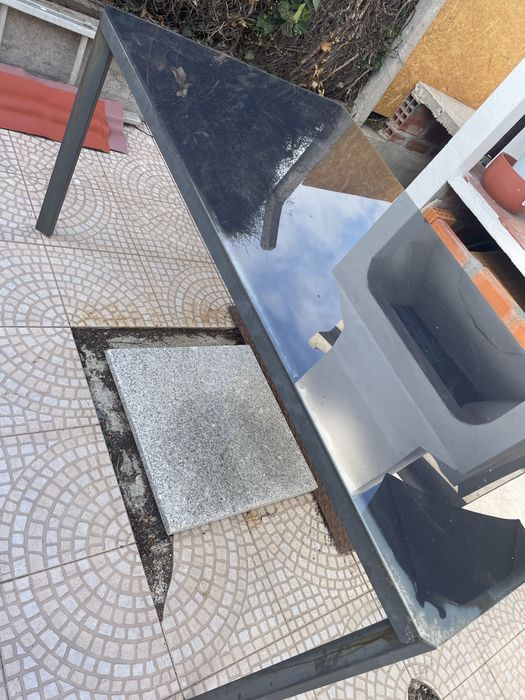 Mesa de exterior// vidro