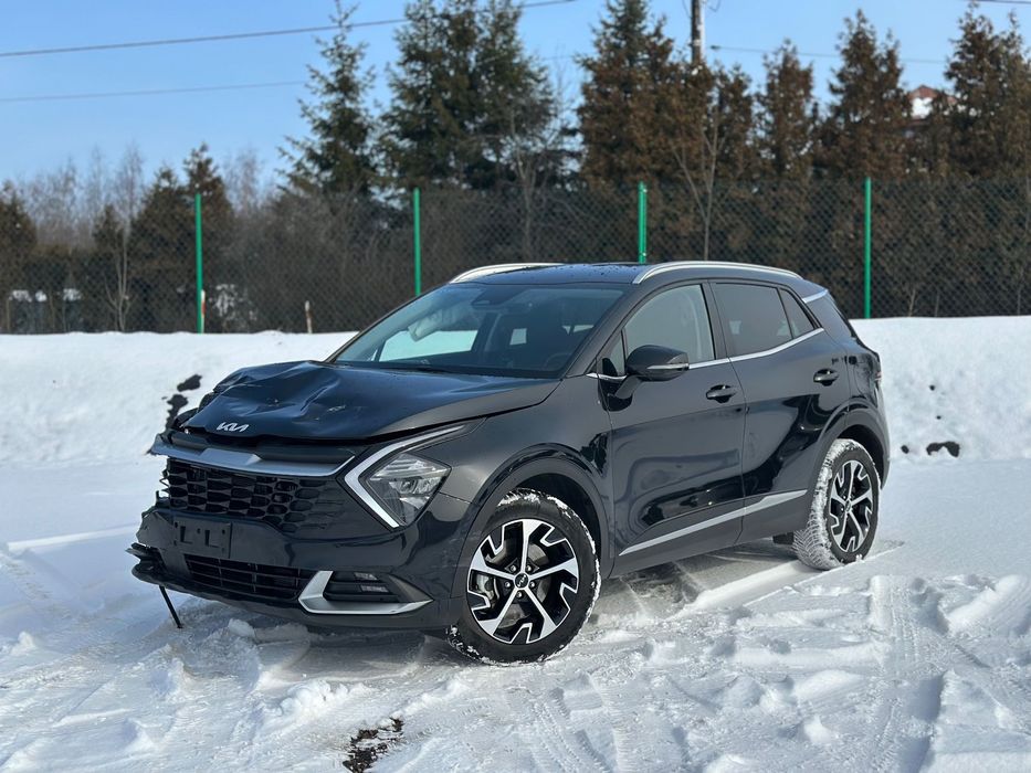 Kia Sportage 2022 1.6 HEV 230 koni automat niski przebieg