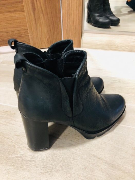 Czarne botki VENEZIA r36