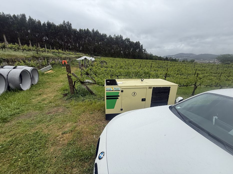 Limpezas de poços/ apronfundamento/ poços novos