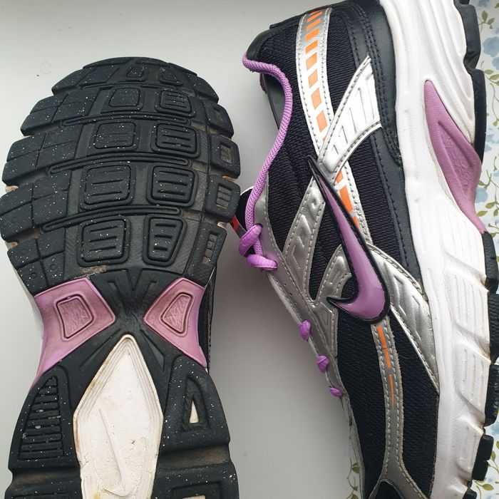 Кросівки Nike Gel 8½ Duomax жіночі спортивні біг 24.5см 39