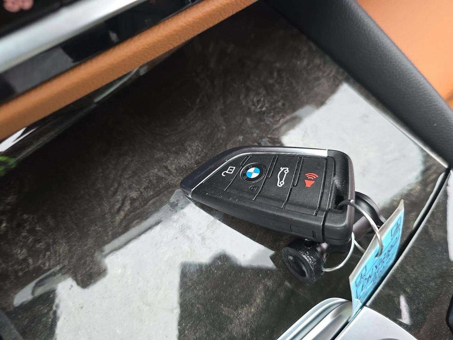 2023 BMW 5 Serie седан  540i
