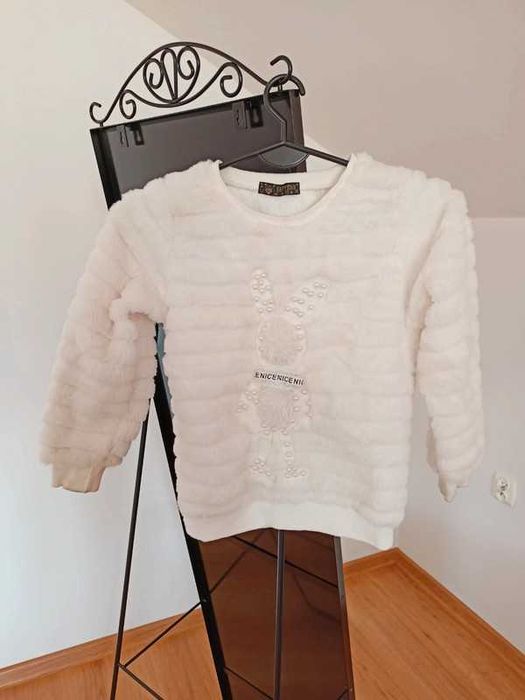 Ciepły sweterek dziecięcy futerko  110-116 cm / 6 lat
