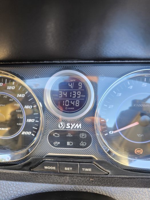 Vendo max SYM 600I