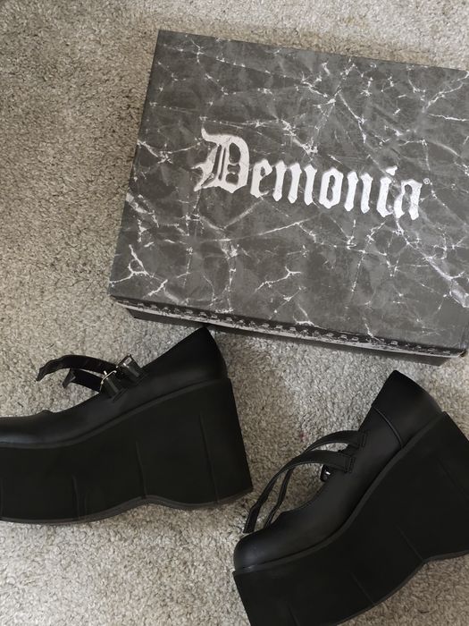Черевики Demonia Kera-08 38 - 39 р , туфлі