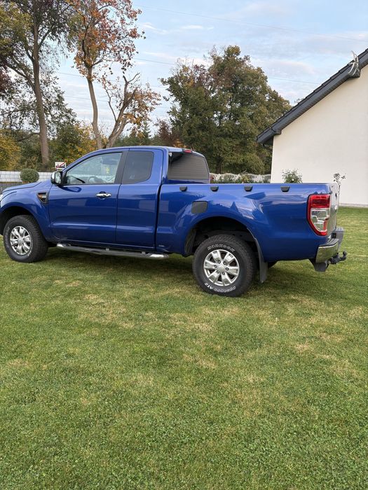 Piekny ford ranger xlt