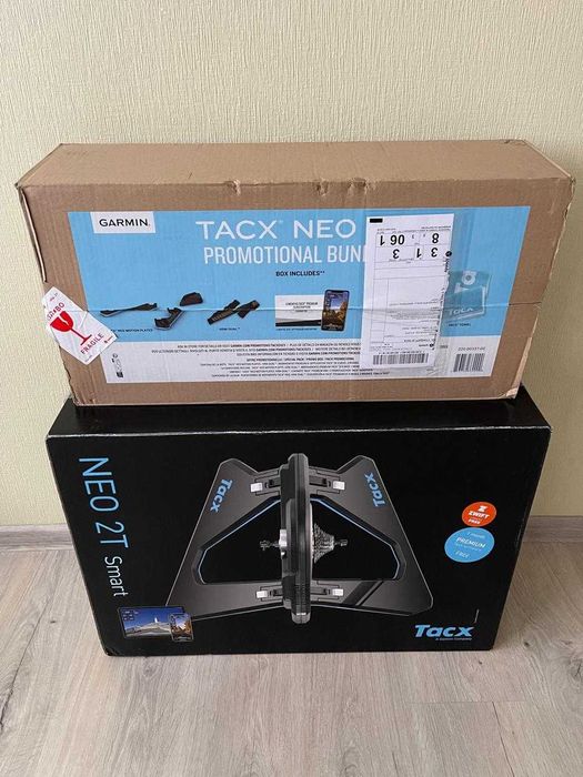 Продам велотренажер Tacx NEO 2T Smart!