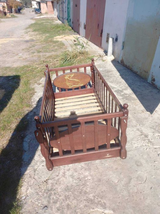 Продам дитячу кроватку