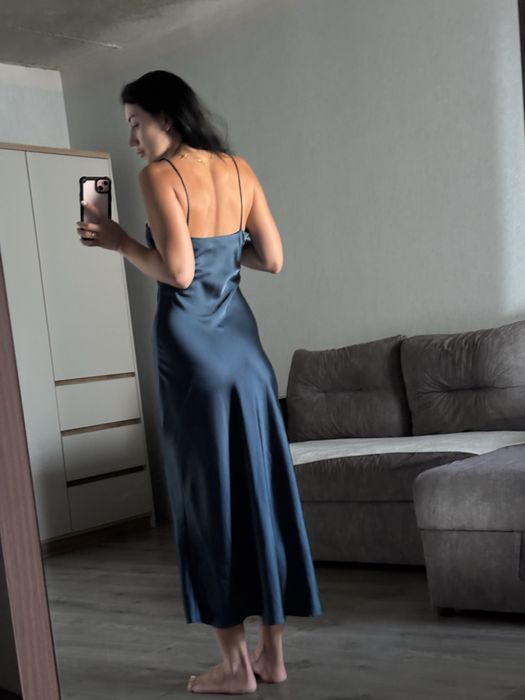 Сукня zara міді