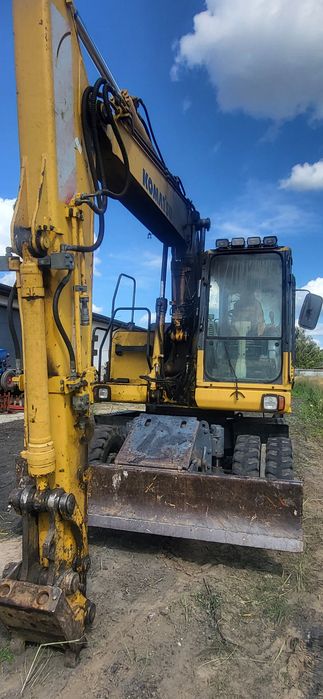 Komatsu pw 140   2009 r. Po spaleniu na części