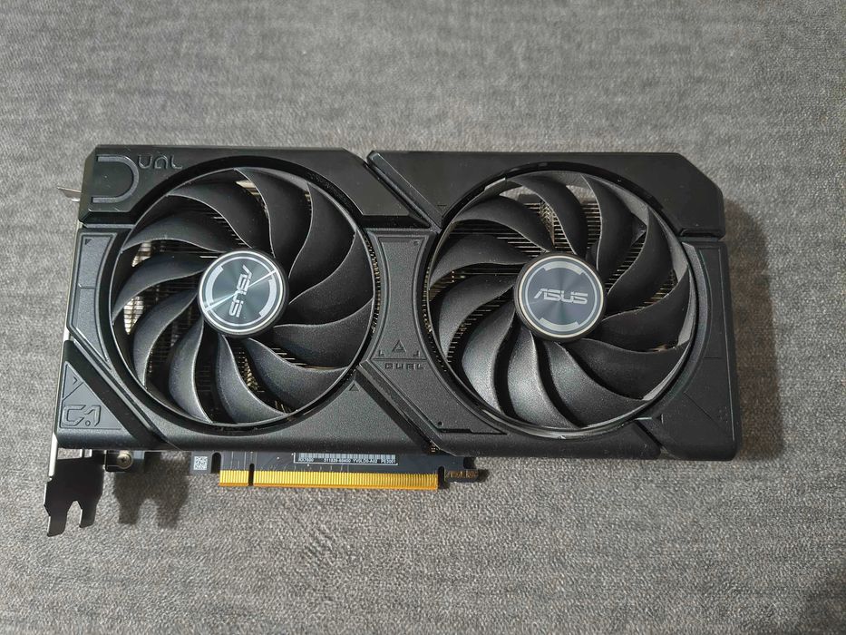 Karta graficzna Asus Dual Radeon RX 7600 EVO OC 8GB GDDR6 DUAL