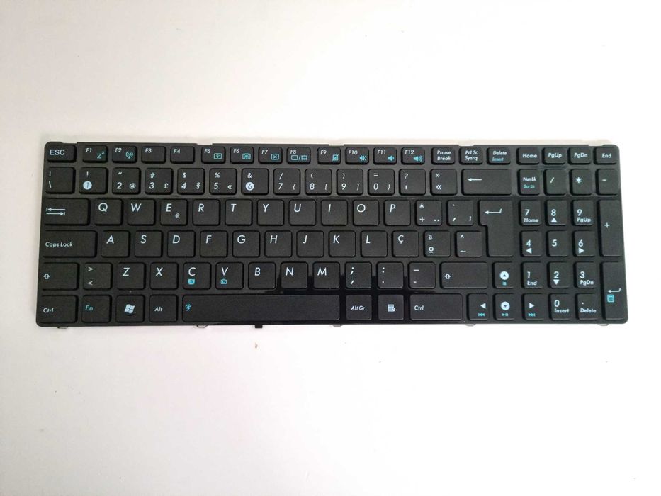 Teclado Asus N61 G60 G51 G53 G73 N71 K52 K53 K73 UL50 UX50 X52 X54